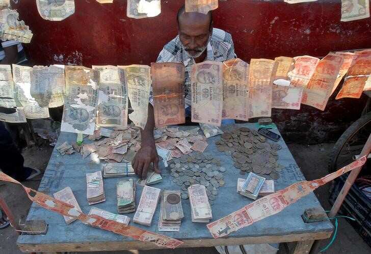 India's demonetisation drive drags down Nepal's economy