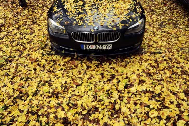 Daimler, BMW expected to merge carsharing services to compete with Uber