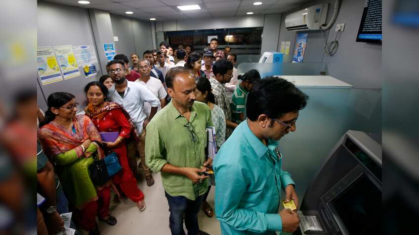 Demonetisation: RBI enhances ATM withdrawal limit to Rs 4,500 per day from January 1 