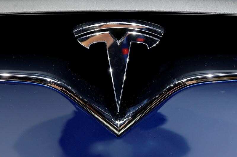 Tesla owner files lawsuit in California claiming sudden acceleration