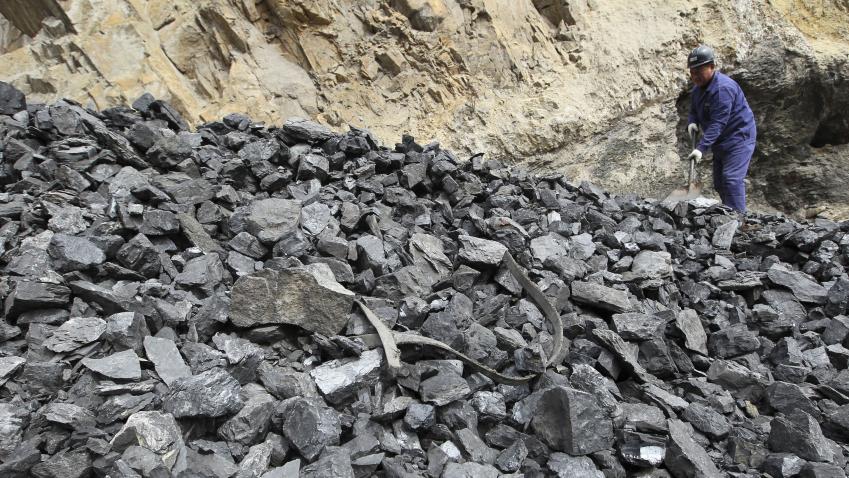 Not keen on revising coal production target, says