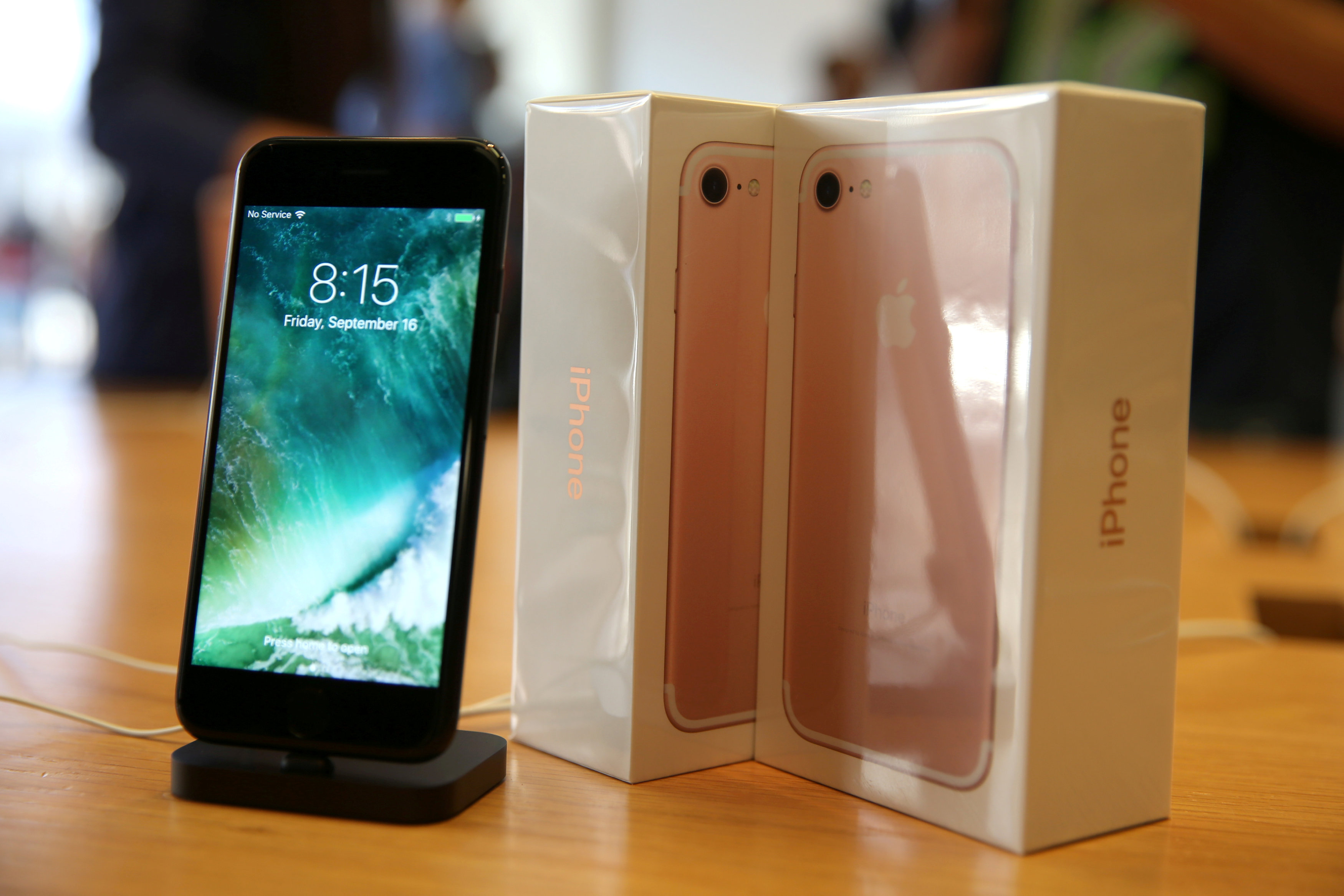 Apple's iPhone ranked most reputed mobile phone brand
