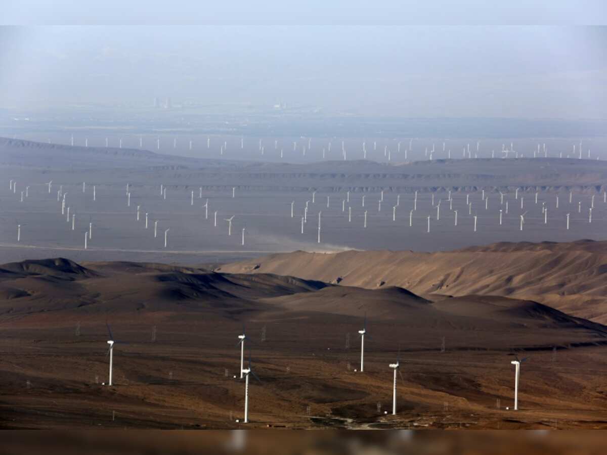 China takes global lead in clean energy