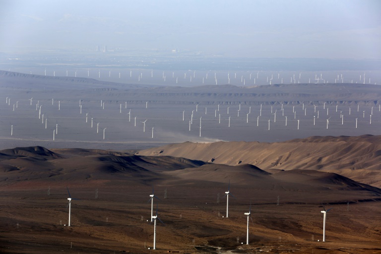 China takes global lead in clean energy