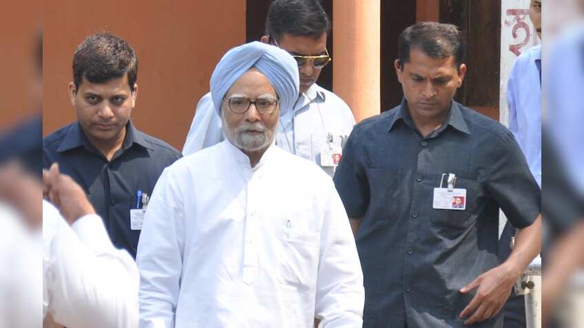 Demonetisation will have adverse effect on GDP: Manmohan Singh