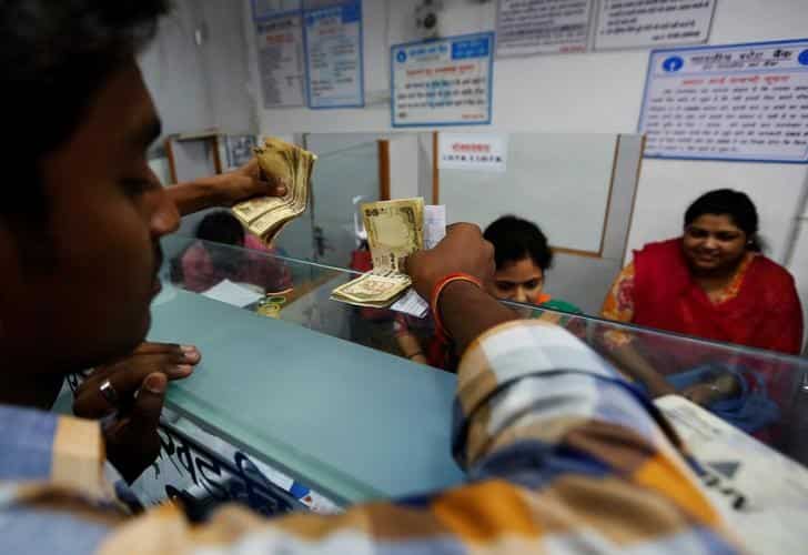 Rs 25,000 crore of cash moved to digital since Nov 8: SBI
