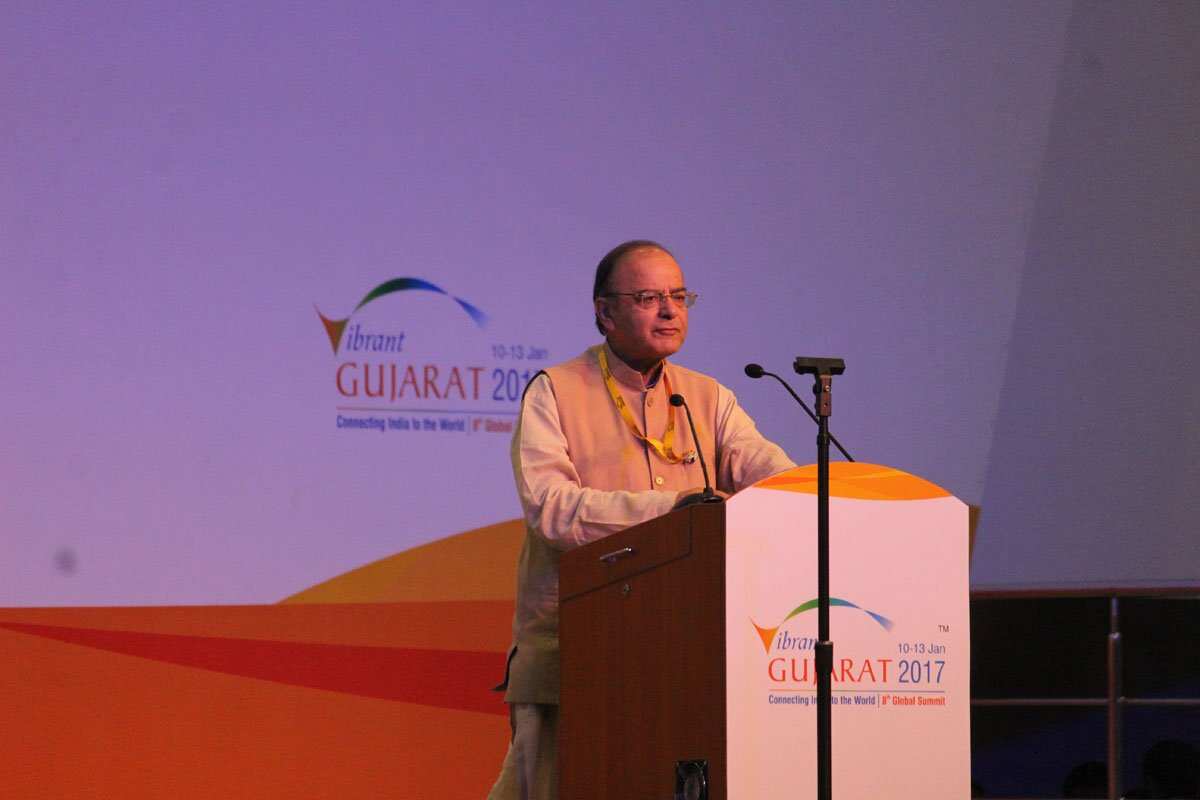 From iPhone to demonetisation: 10 things Arun Jaitley said at Vibrant Gujarat