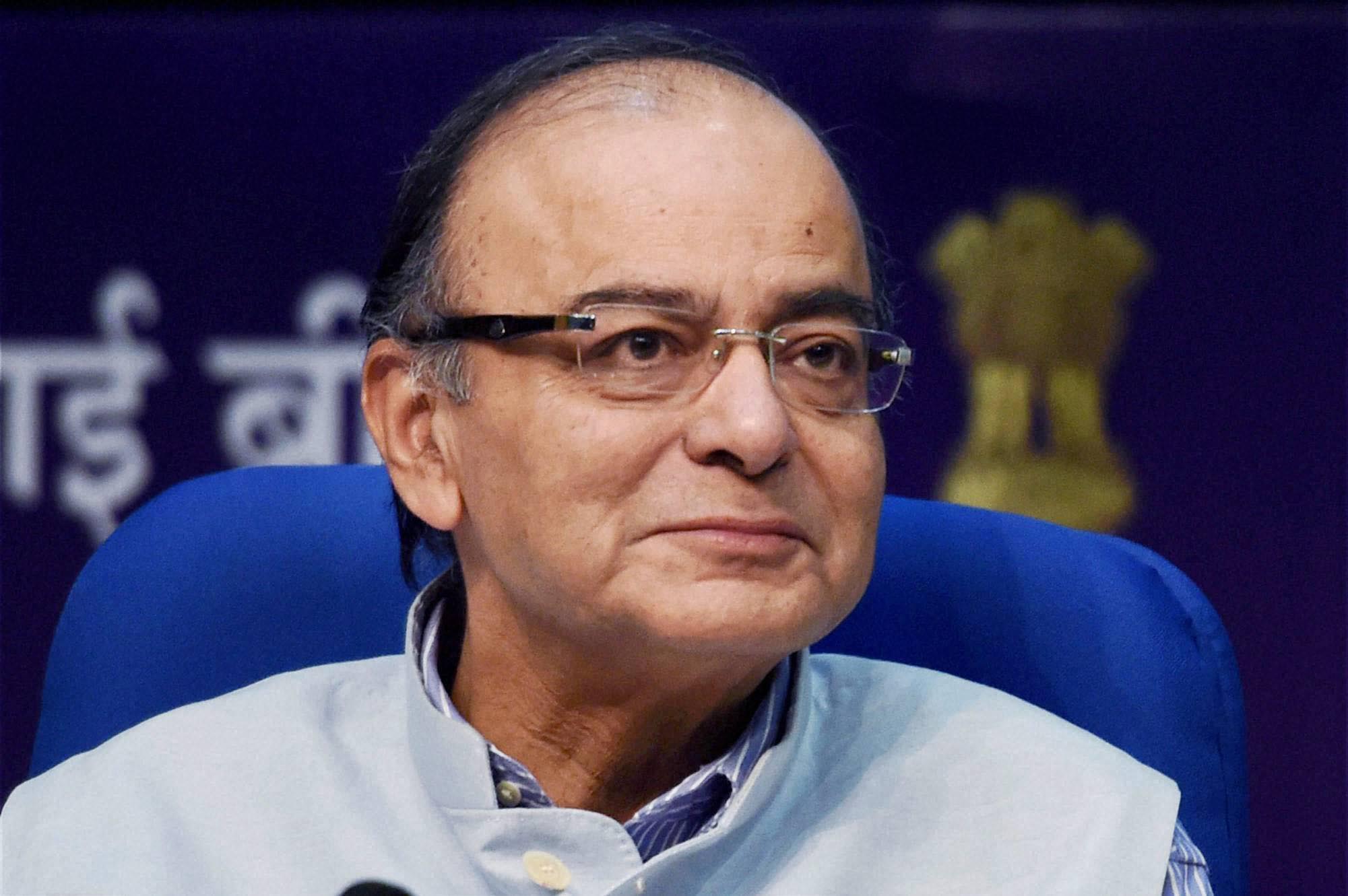 Jaitley looks to break deadlock at GST meeting tomorrow