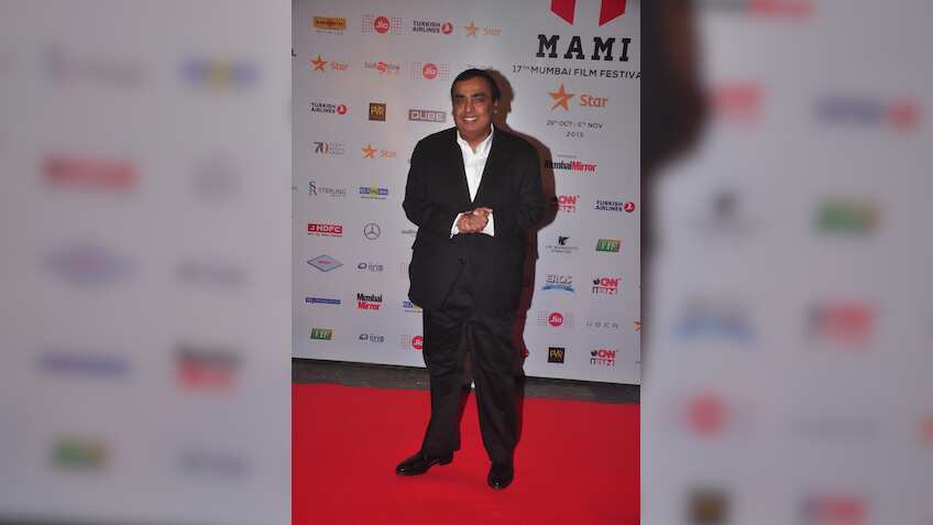 Reliance Industries misses estimates, reports 3.60% rise in Q3 net profit