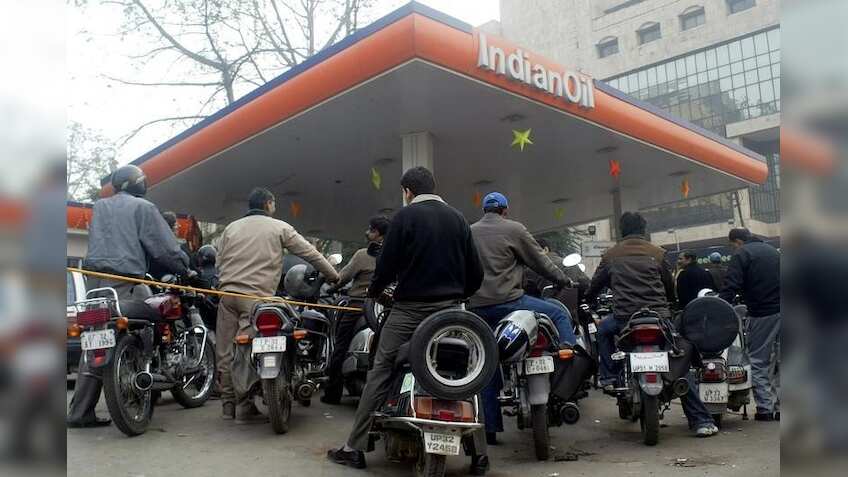 India's fuel consumption to hit 200 million tonnes in 2016-17: Oil Ministry