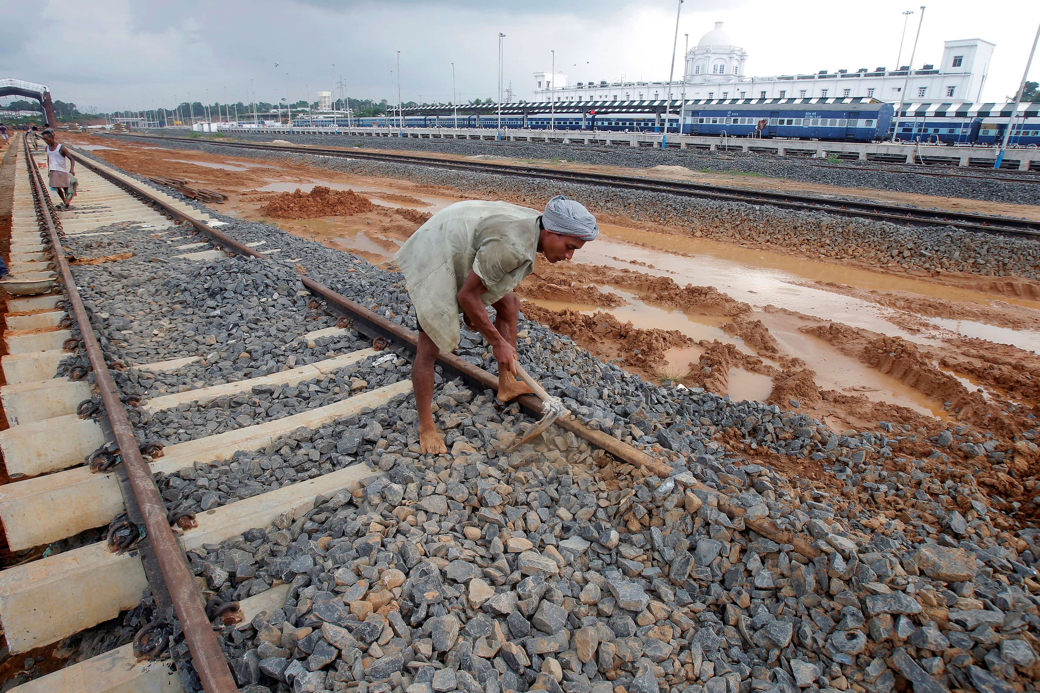 India's GDP growth to drop, but rebound likely in second half of 2017: Nomura