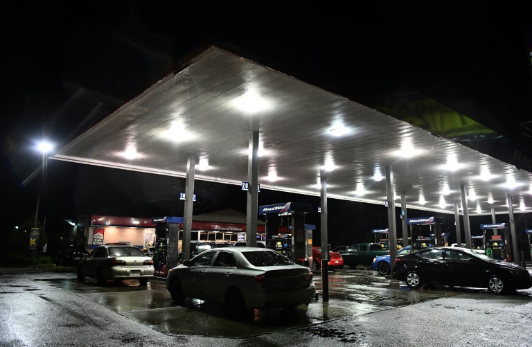 US consumer inflation continues rise at end of 2016