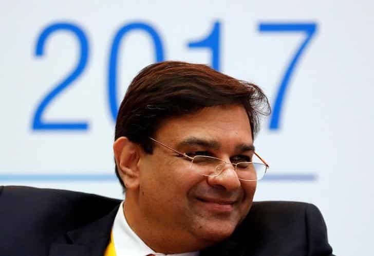 RBI working on plan to reduce online charges - sources
