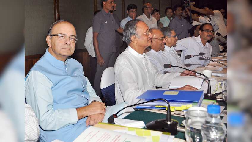 Budget 2017: Should Arun Jaitley relax his fiscal deficit target? 