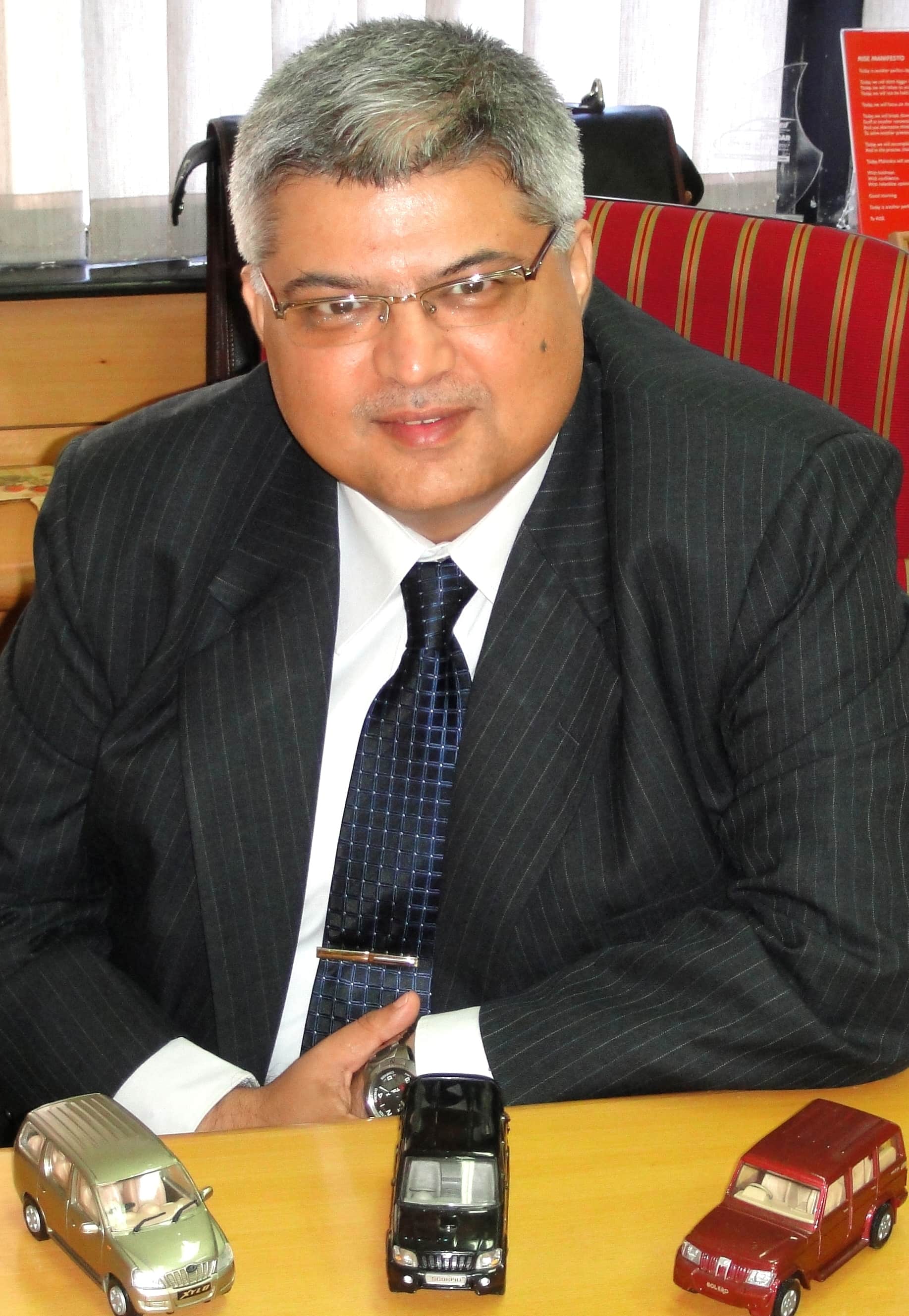 XUV has many world class features which our competitors don't have: Vivek Nayer, Mahindra