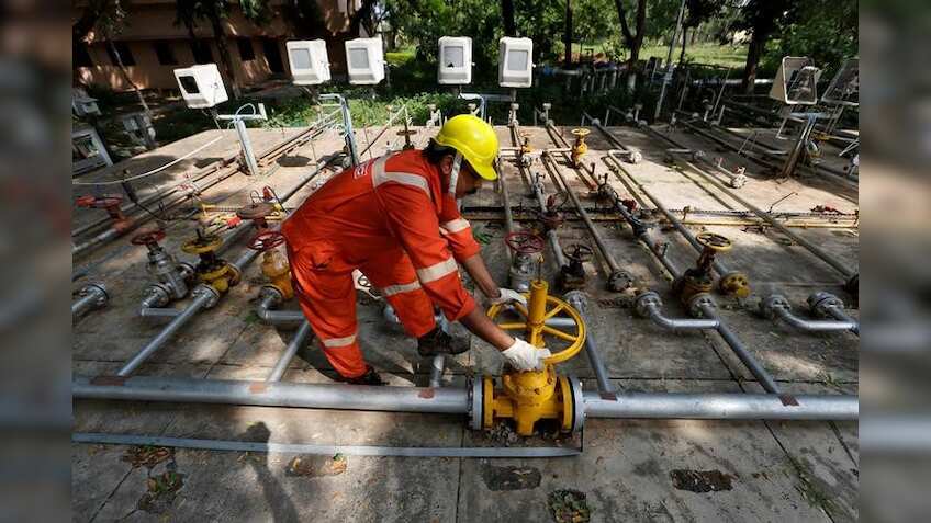 ONGC may acquire HPCL in Rs 44,000 crore deal