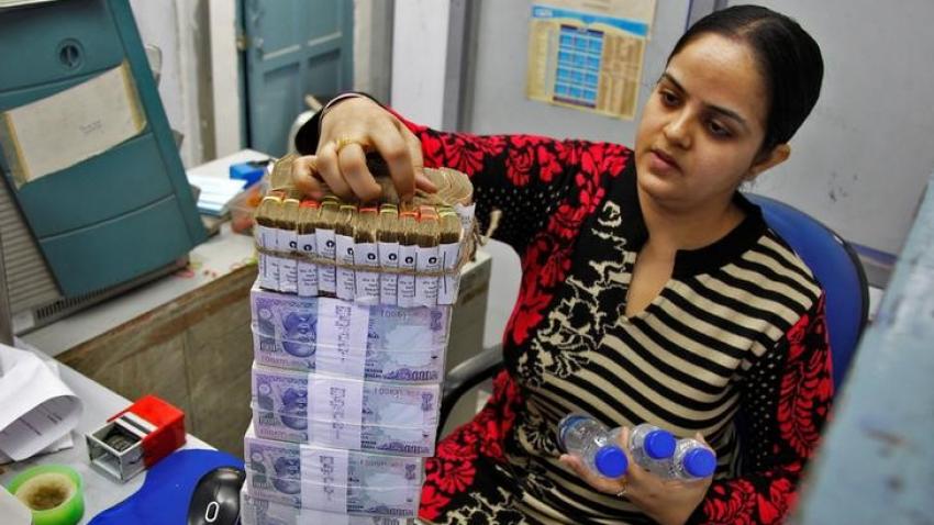 RBI data show that Indians are rushing to