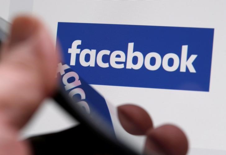 Facebook turns to artificial intelligence to tackle suicides