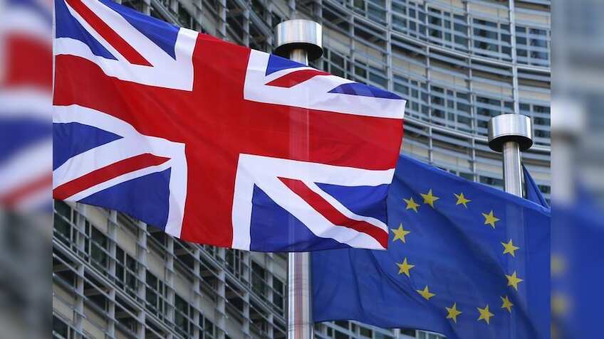 Theresa May suffers second Brexit bill defeat