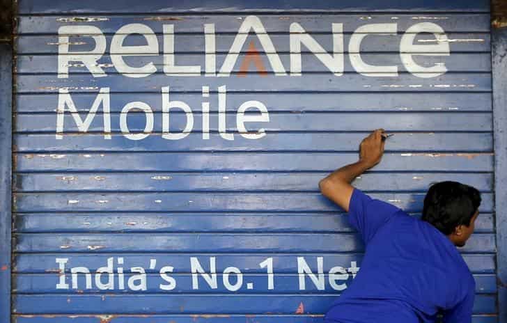 Reliance Communications announces new 4G offer starting at Rs 49 with free & unlimited local, STD calls 