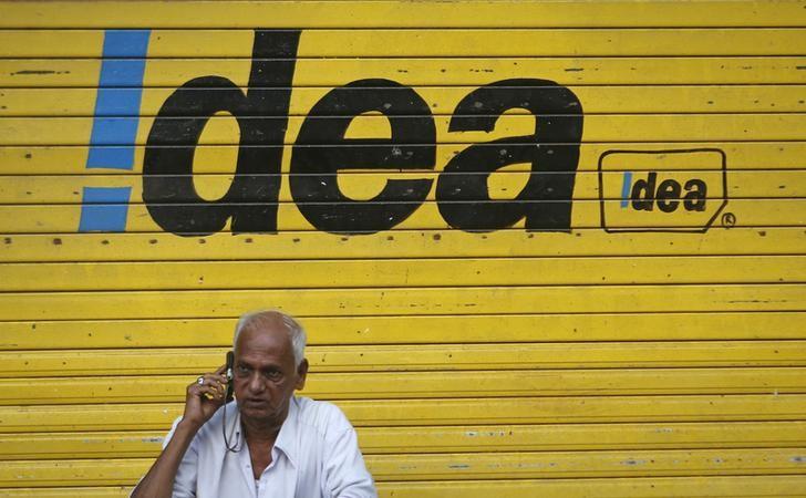 Idea Cellular share reverses trend; drops on Vodafone merger approval