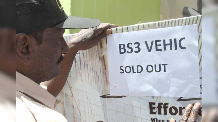 Huge discounts on BS III two-wheelers leave dealerships sold out