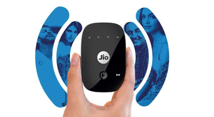 Reliance Jio pulls down sales of nine telcos in December quarter