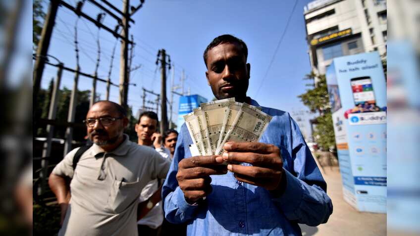 Govt asks PSBs to finalise next wage revision before November 1