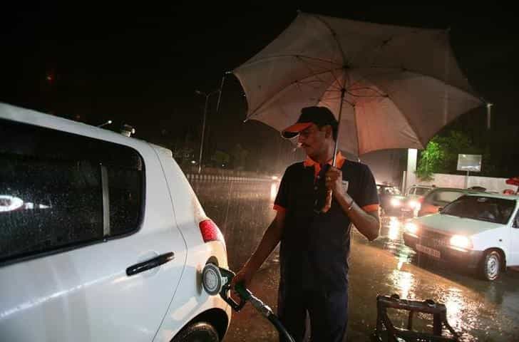 India's fuel demand fell 0.6% year-on-year in March
