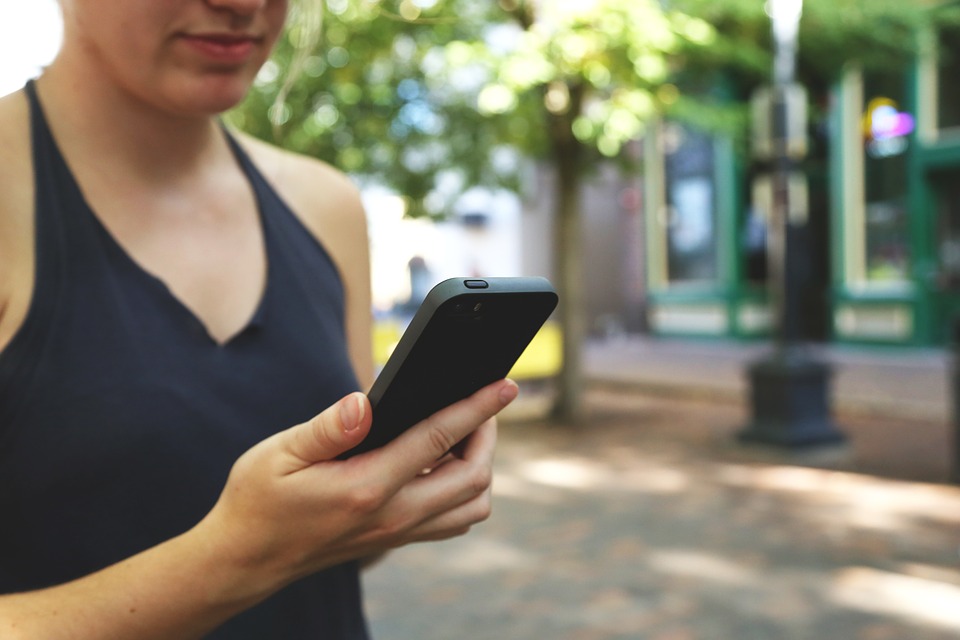 Plans to counter Reliance Jio’s Dhan Dhana Dhan; which one is for you?