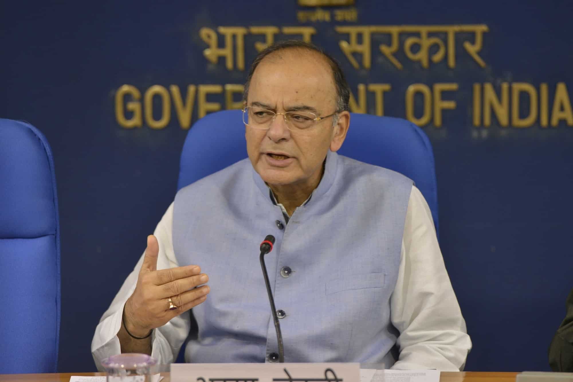 FM Arun Jaitley holds bilateral meet with US Commerce Secretary Wilbur Ross to resolve H-1B Visa tightening issue