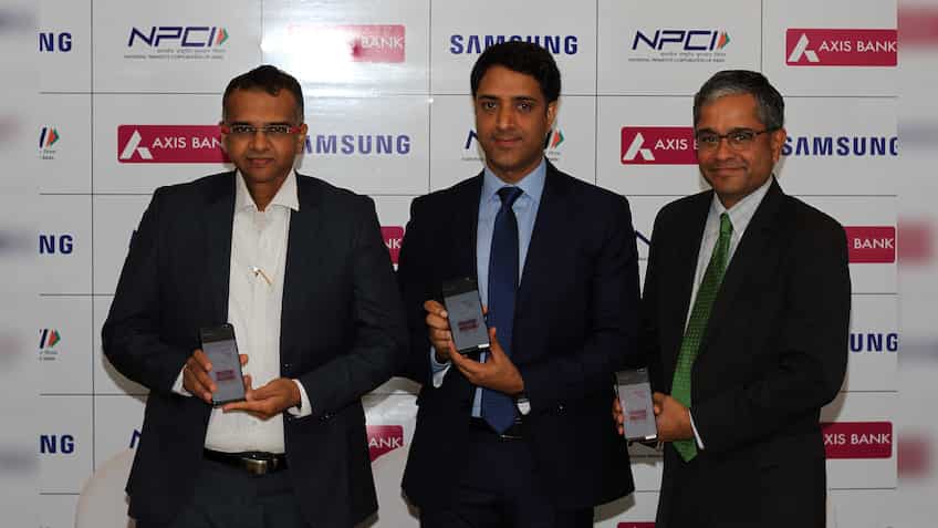 Samsung Pay now available on UPI; collaborates with Axis Bank