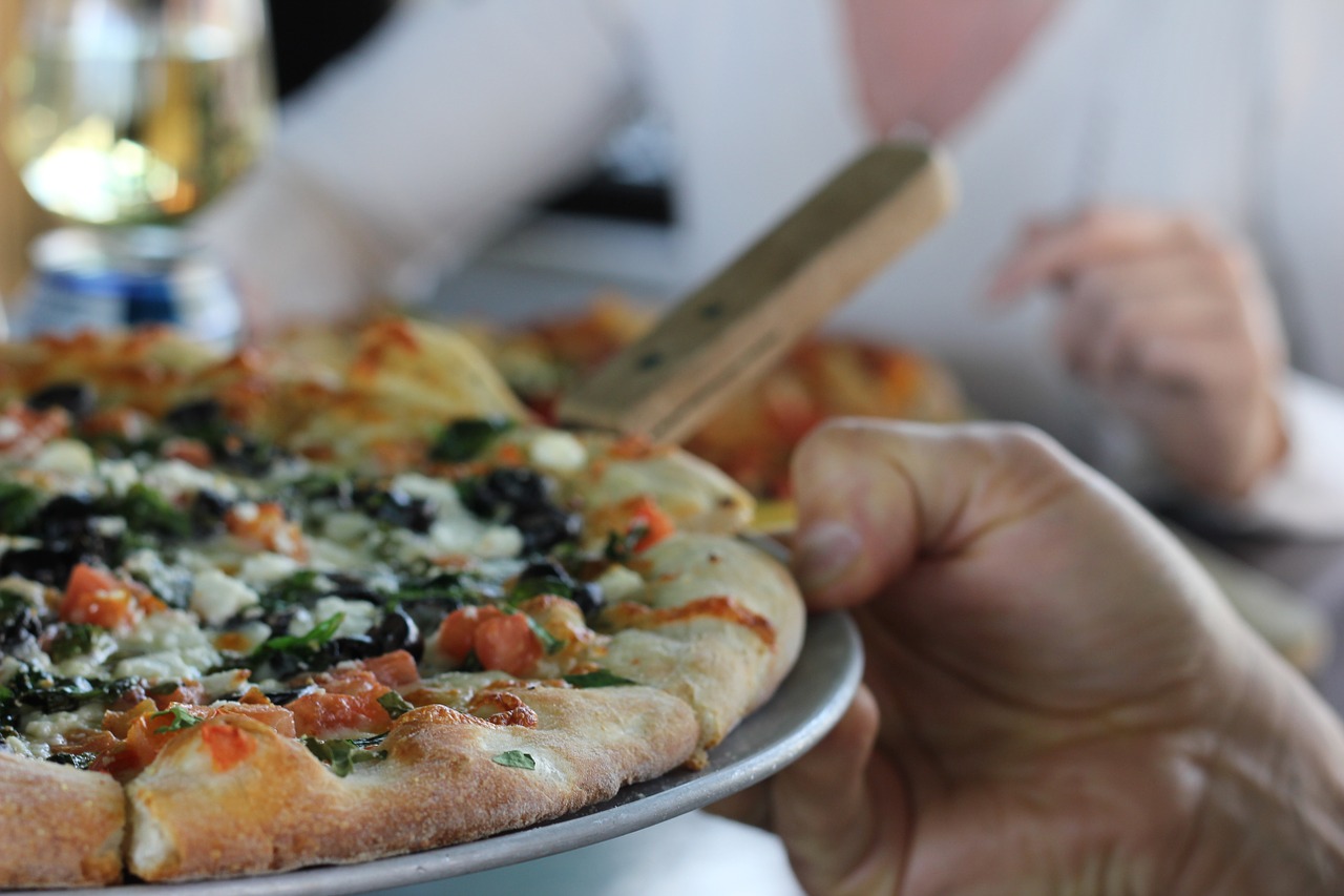 More and more restaurants are turning to food delivery start-ups
