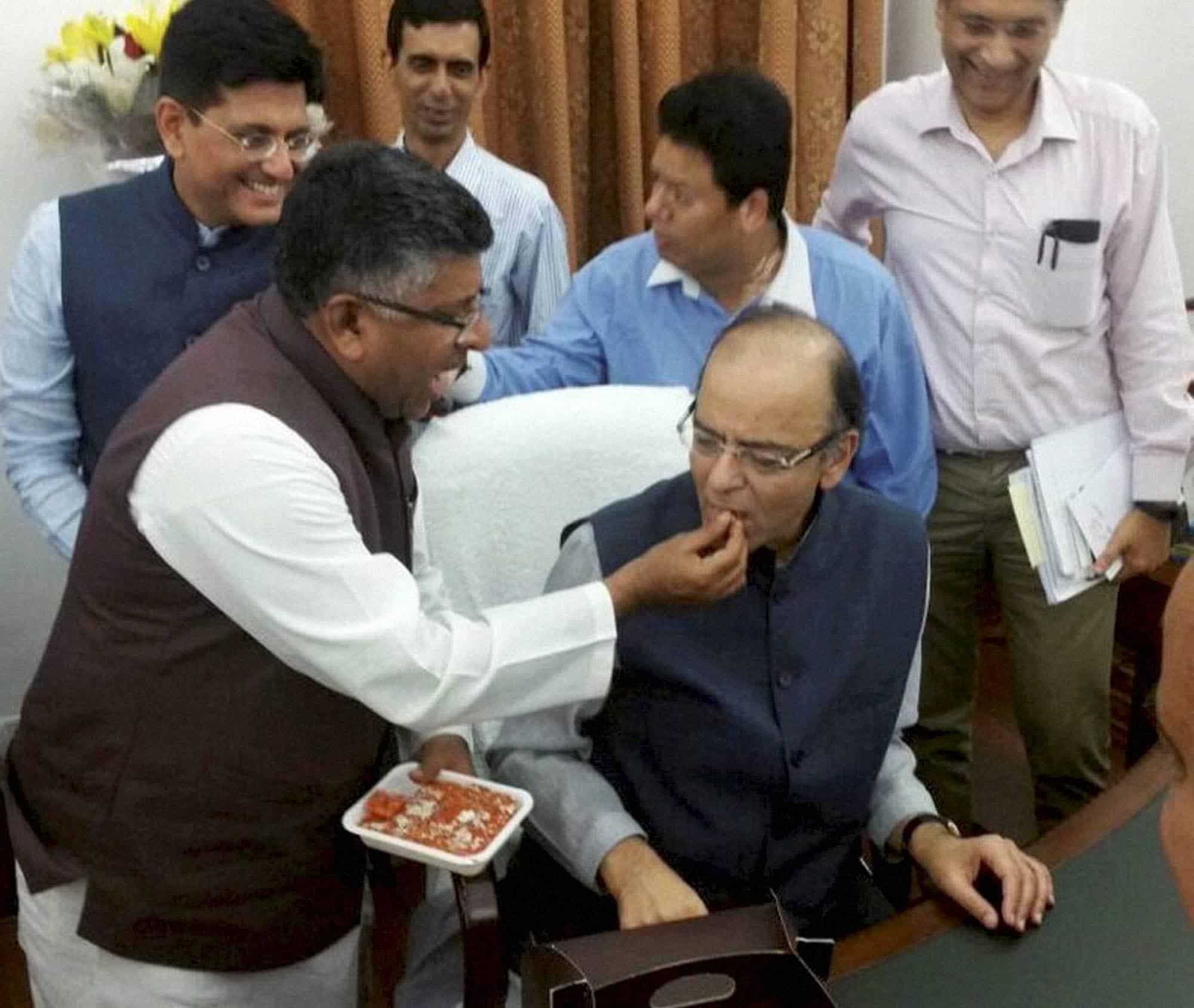 Various tax slabs under GST worry traders: CAIT