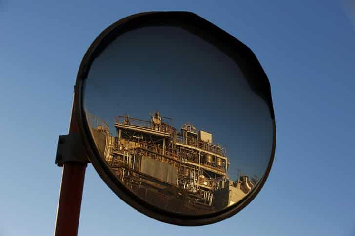 Strong start to summer driving season pushes U.S. oil towards $50