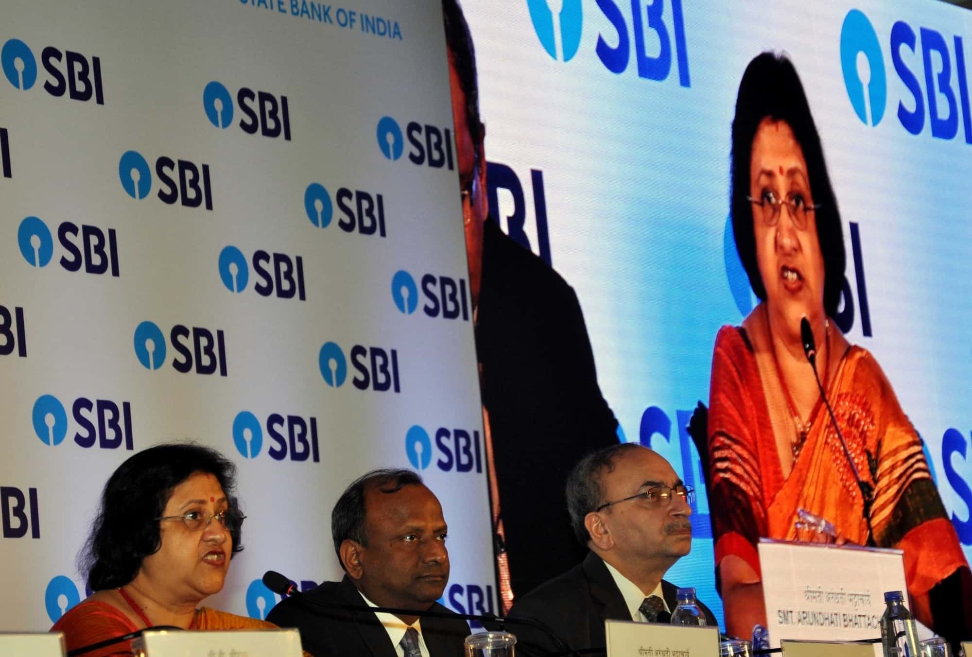 SBI launches share sale to raise Rs 11,000 crore