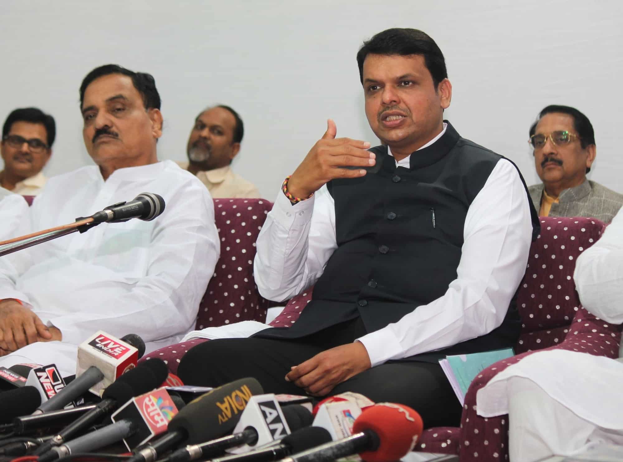 Maharashtra govt to disburse crop credit through PSUs in 16 districts