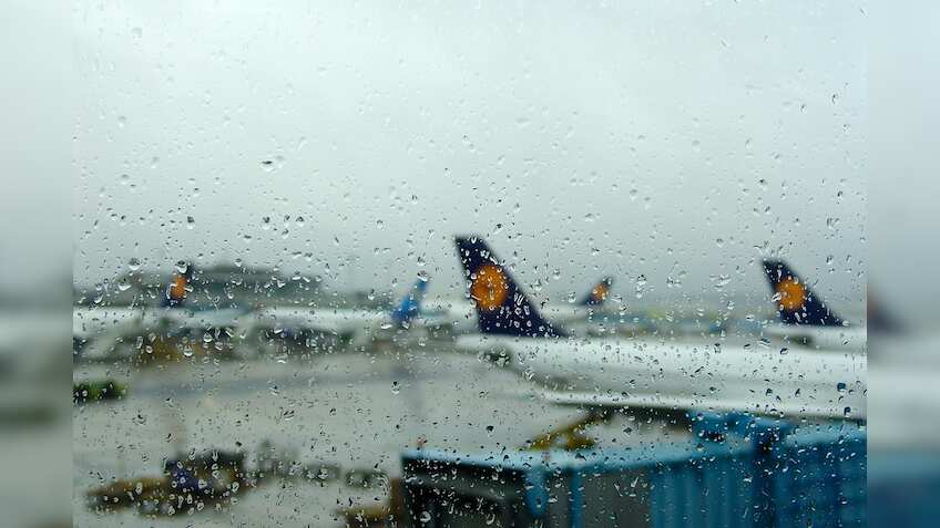 Indigo, SpiceJet, Vistara, GoAir and Jet Airways bring best deals for entire monsoon