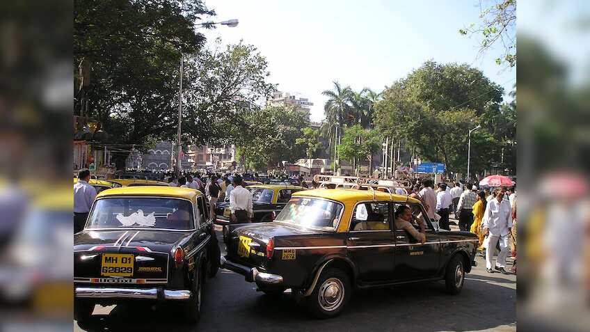 Maharashtra lifts ban on taxi, rickshaw licences but will commuters choose them over Uber, Ola?