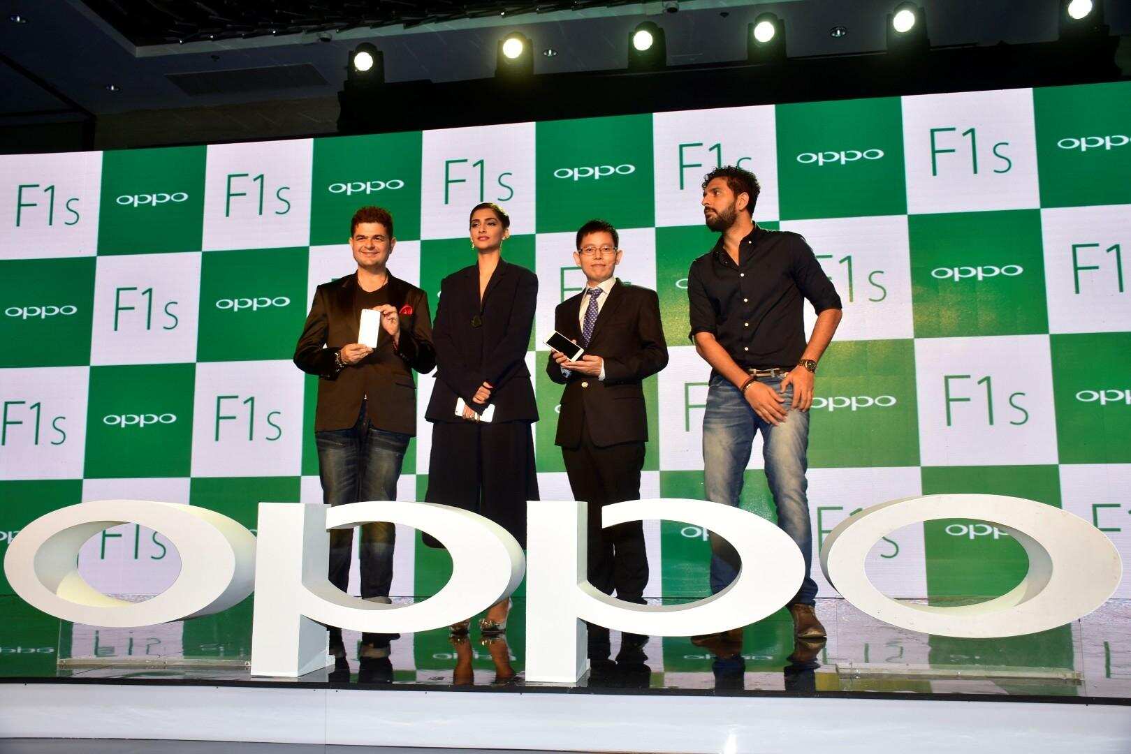 Chinese phonemakers are using advertising to edge out their Indian counterparts