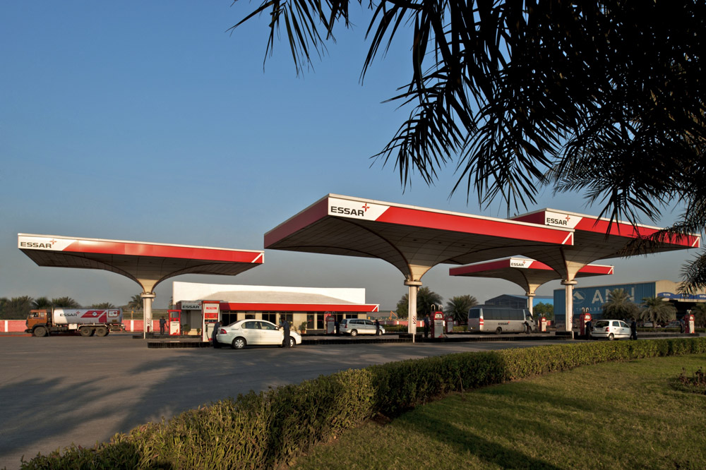 JLF gives nod to Rs 86,000 crore Essar Oil-Rosneft deal