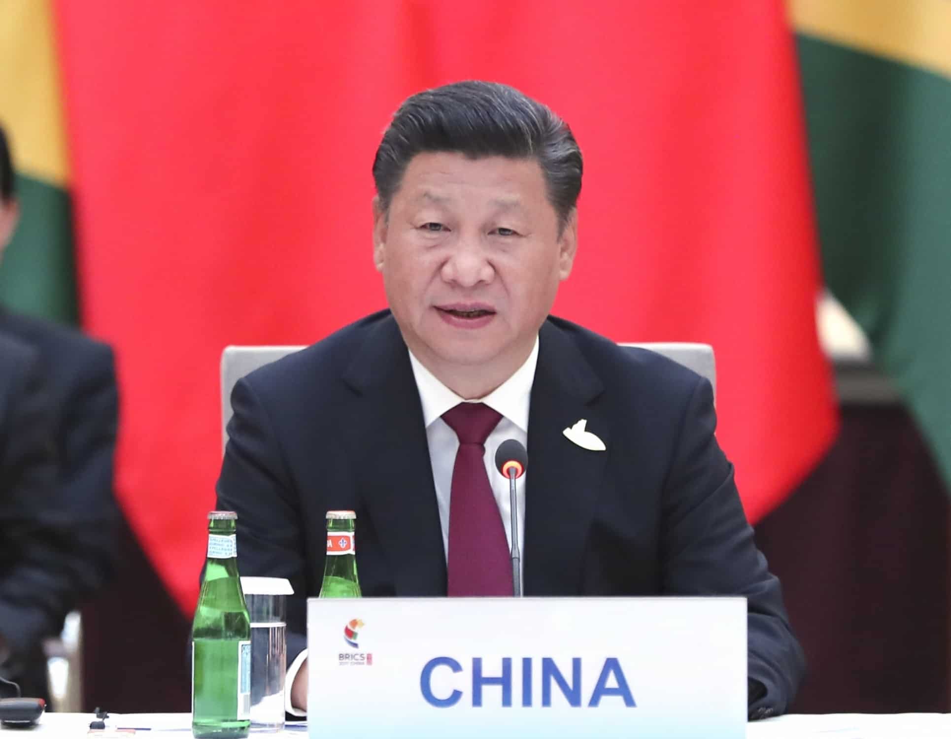 Xi calls for "peaceful settlement" of "regional disputes"