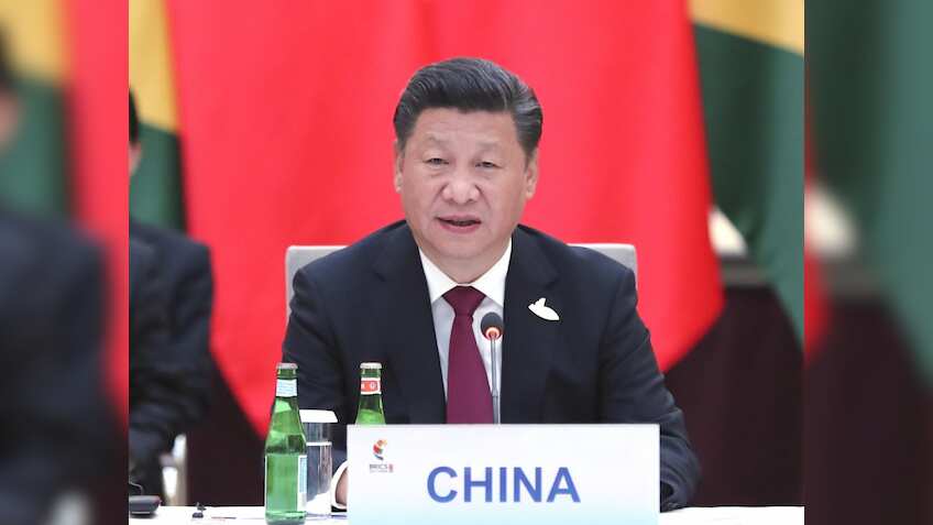 Xi calls for "peaceful settlement" of "regional disputes"