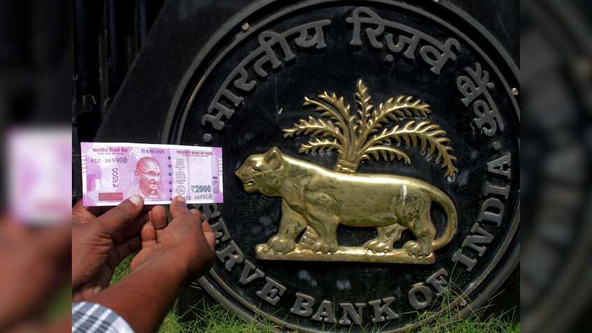 Demonetisation no ground for banking ombudsman to handle complaints: RBI