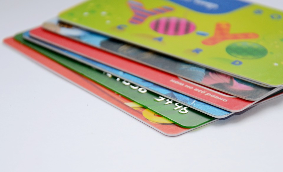 Credit card loan or personal loan? Which one you should choose, if at all