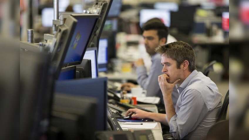 Global Markets: Ebbing risk appetite grounds Asian stocks, dollar sulks as euro strengthens