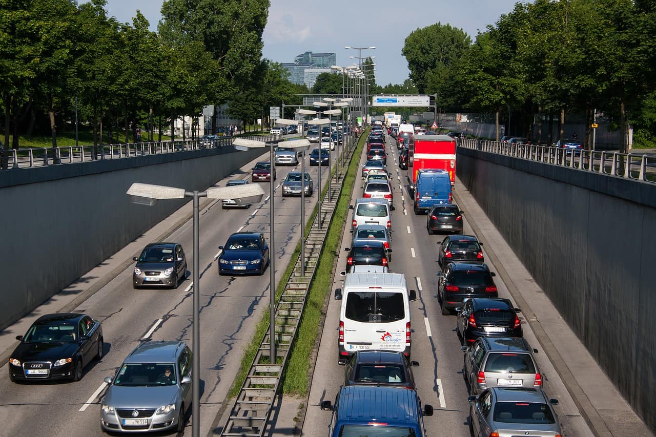Now, home delivery of registration documents for new vehicle buyers in Delhi