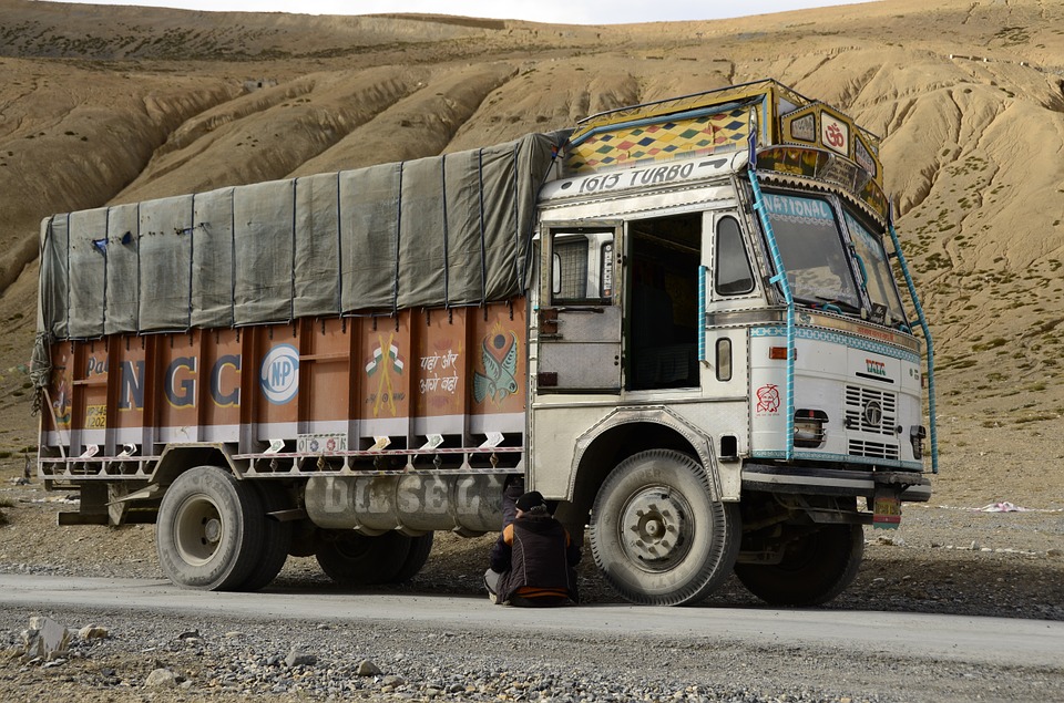 Post-GST, travel time of trucks has reduced by a fifth: Govt