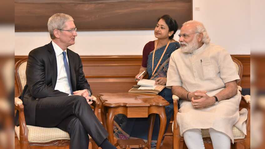 With positive Q3 revenue, Apple's Tim Cook bullish on India