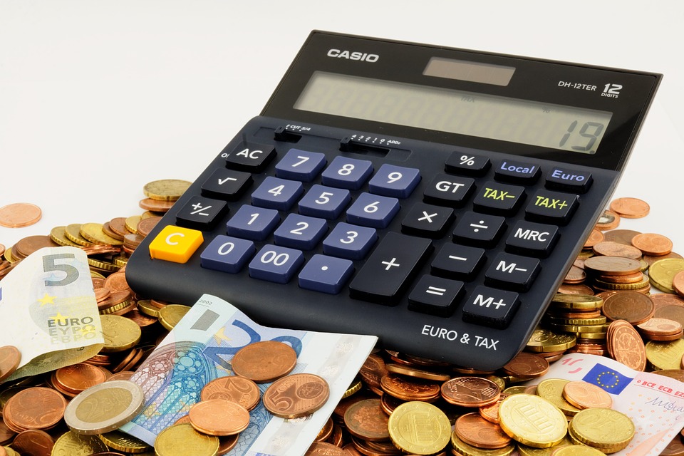 Even a two-year break from your Rs 1000 monthly SIP can cost you lakhs
